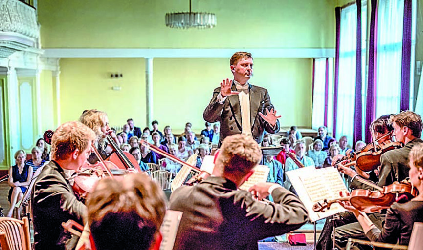 Positive resistance: “March of the Music “