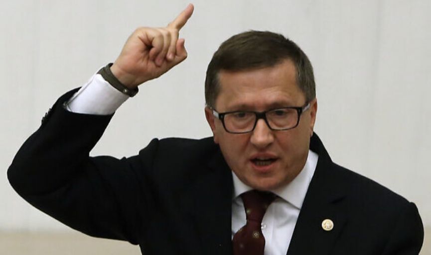 Turkish MP Lashes out at Jewish Journalist Who Criticized Anti-Semitic Tweet