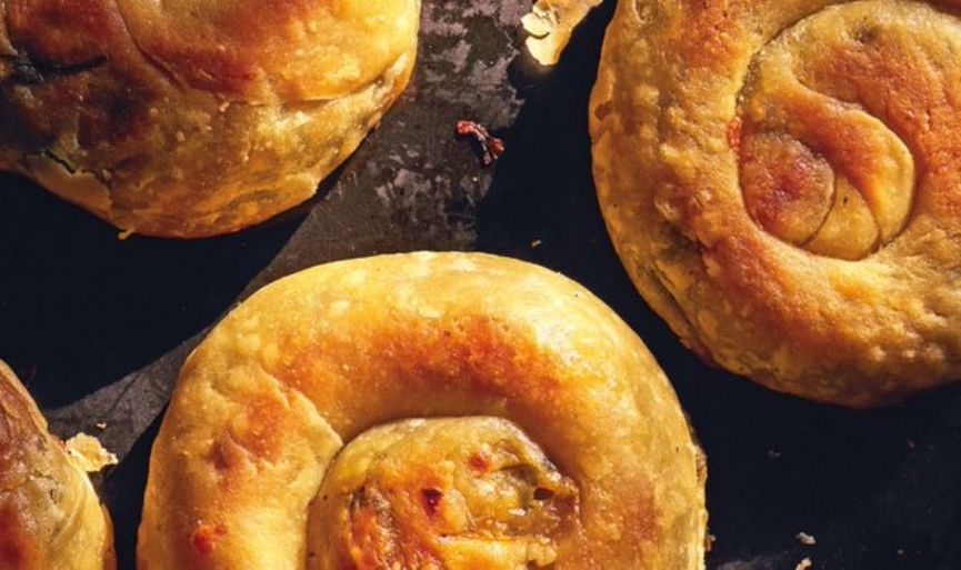How a Jewish Pastry Became a Turkish City´s Iconic Street Snack