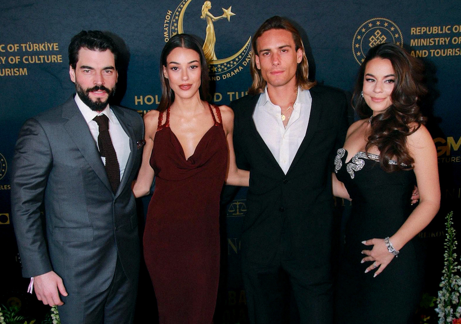 Akn Aknözü, Dilan Çiçek Deniz, Rafael Cemo Çetin, Ecem Lawton