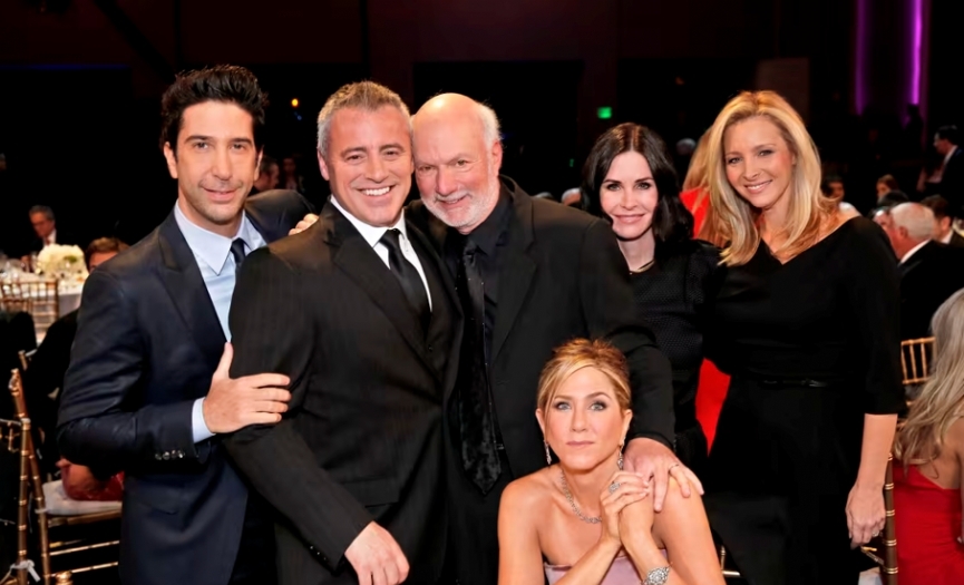Sitcom d�nyas�n�n ustas�na veda