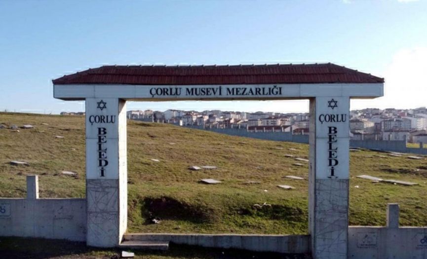 orlu Jewish Cemetery´s Gate Stolen Again