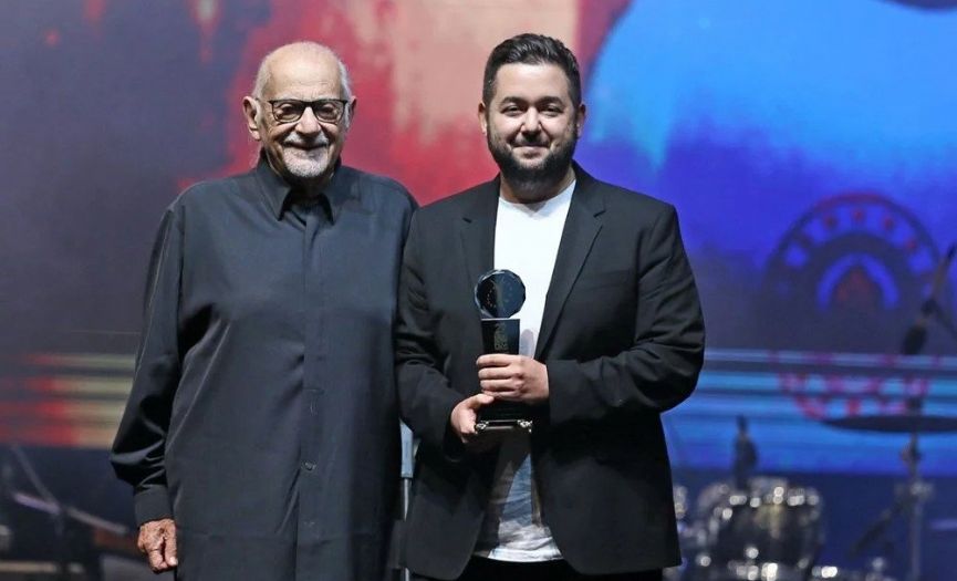 Erdoan Mitrani Presented SIYAD Award in International Adana Film Festival