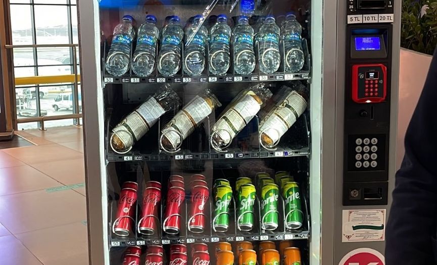 The First Kosher Food Vending Machine at Istanbul Airport