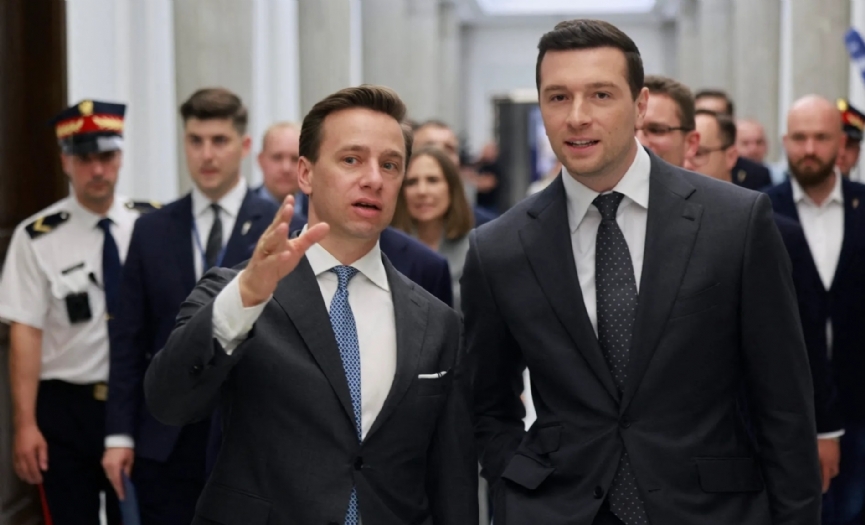 Fransa&acute;da a��r� sa��n lideri 2027&acute;de cumhurba�kanl��� hedefliyor