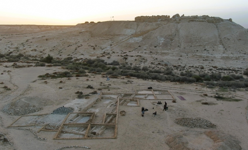 Tarihi ke�if: Negev ��l�nde 1.400 y�ll�k kilise ortaya ��kt�