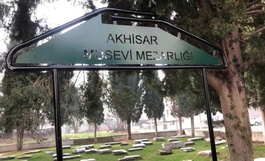 Akhisar Jewish Cemetery´s Nameplate Renewed Again