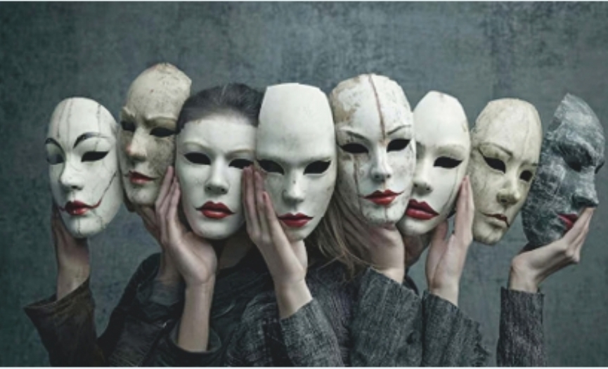 �nsan�n i�indeki hakikat, maskelerin d�nyas�nda kaybolmayan iman