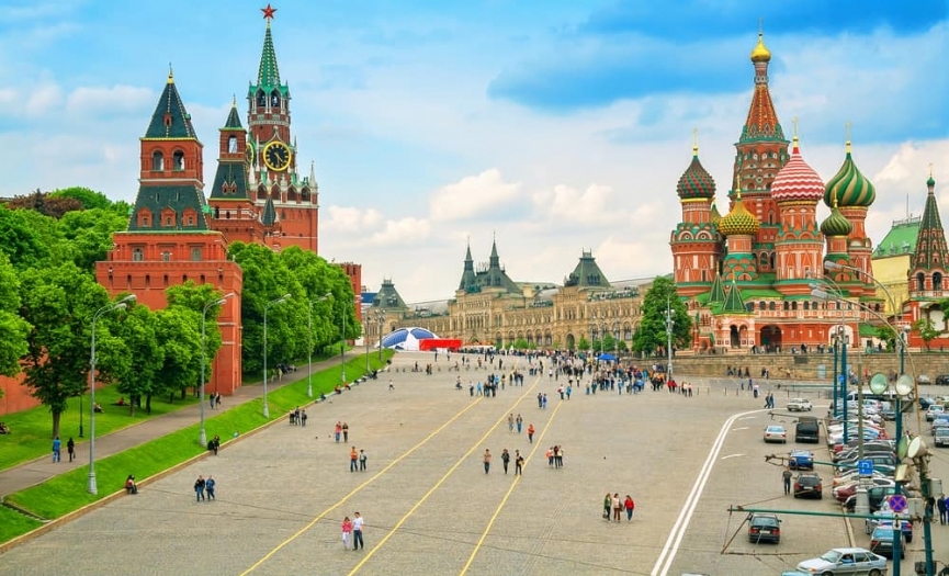 Kzldan sarya gemi Moskova ve kuzeyin Venedik´i St. Petersburg