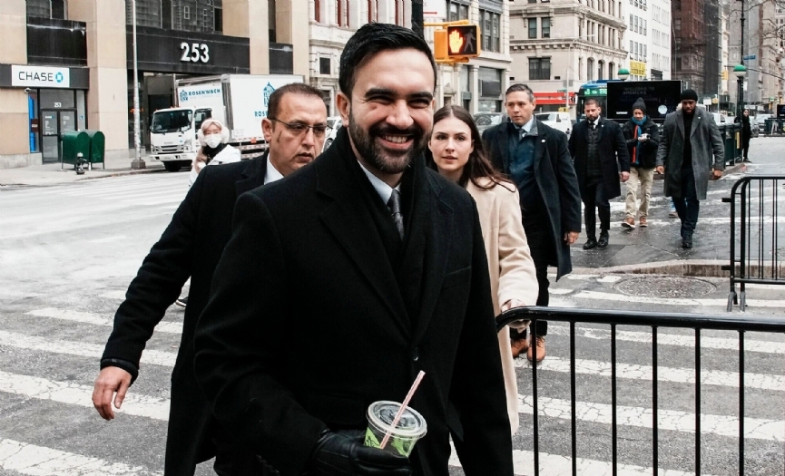 Mamdani ilk g�nden antisemitizme kar�� koruma �nlemlerini kald�rd�