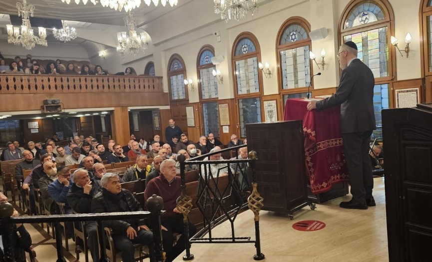 Rav �sak Haleva&acute;n�n aram�zdan ayr�l���n�n ilk y�l��